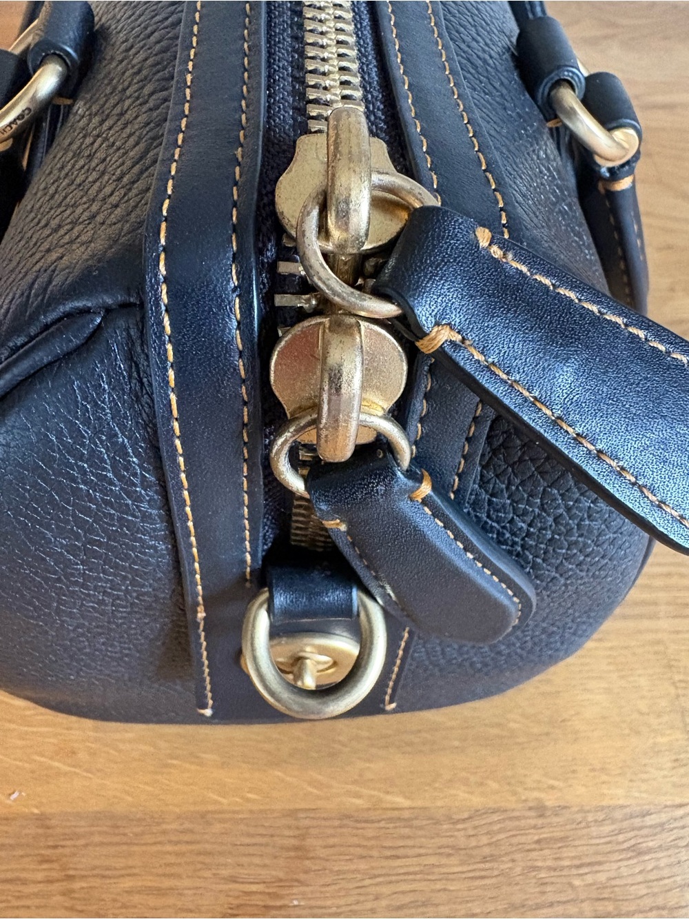 The Coach C8864 Ruby 25 satchel Glovetanned pebbled leather, black - Picture 4 of 16
